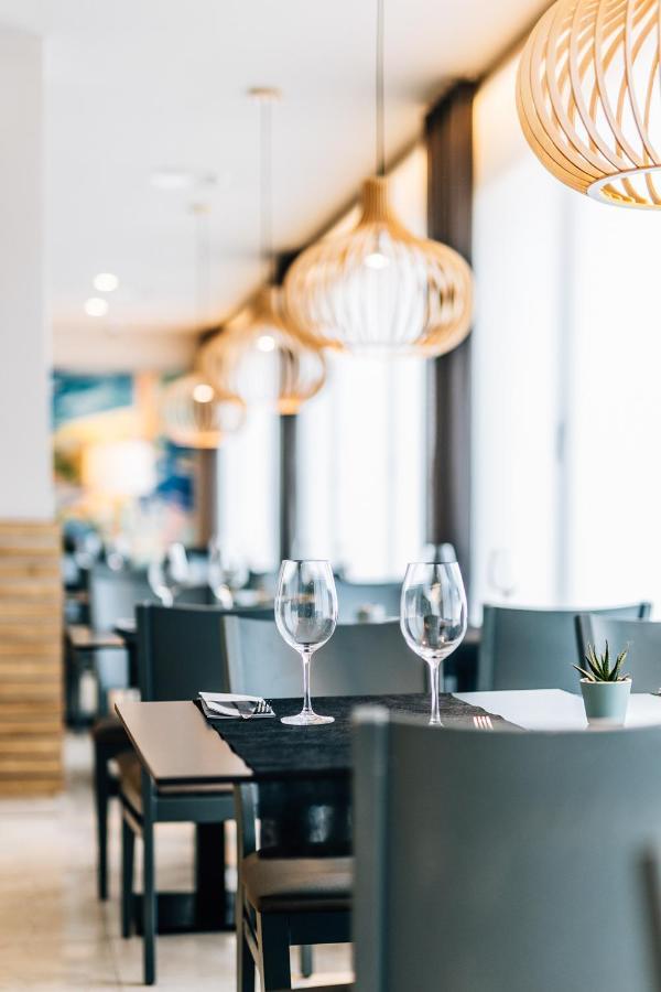 Hotel Costabella Χιρόνα Εξωτερικό φωτογραφία